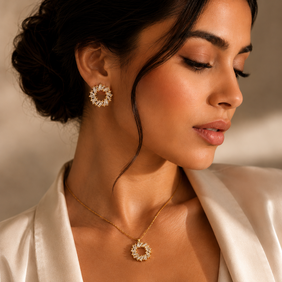 Luxury Gold Crystal Wreath Necklace & Earrings Set