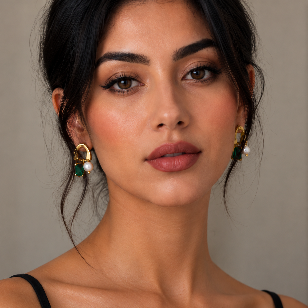 Emerald Pearl Gold Earrings