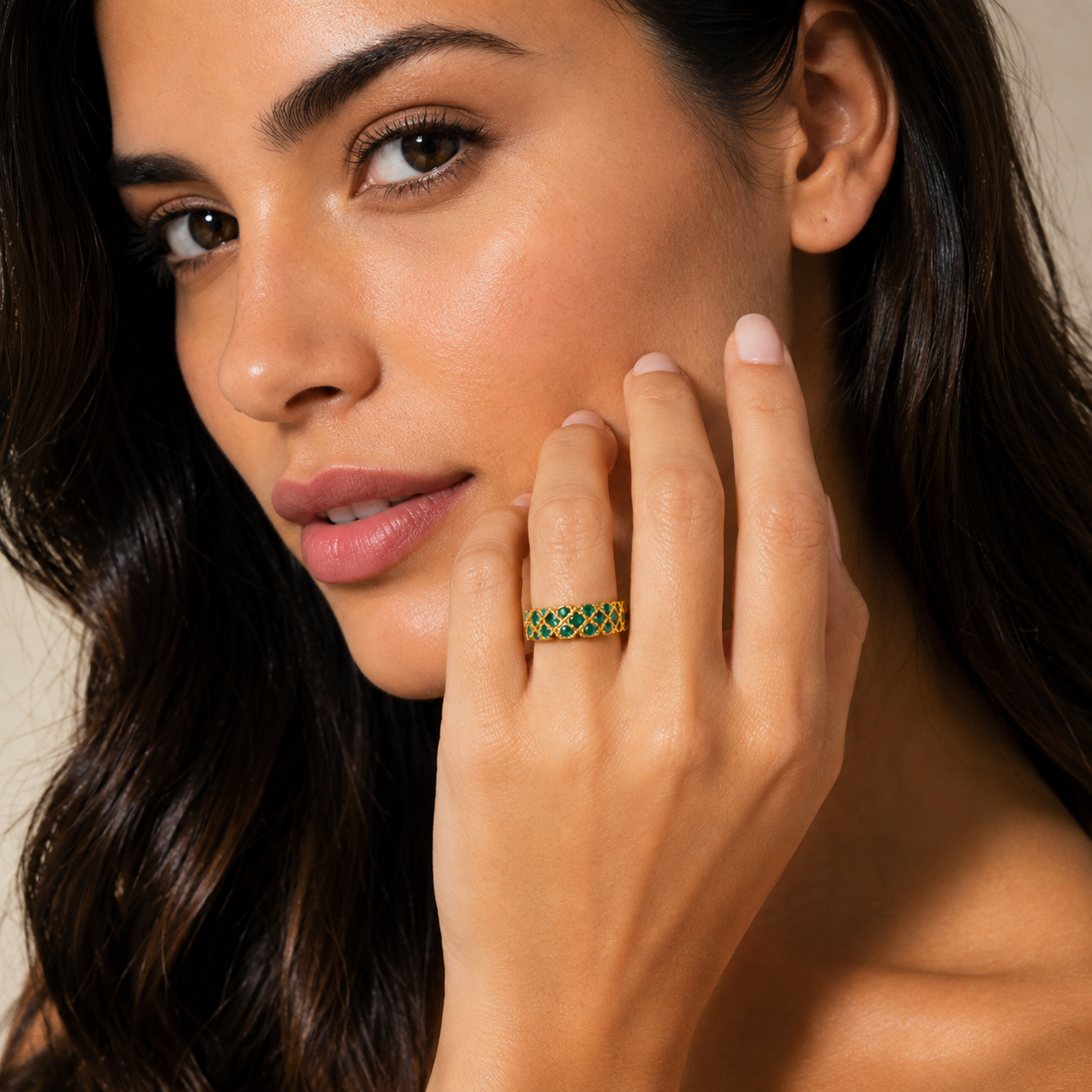 Emerald Luxe Ring